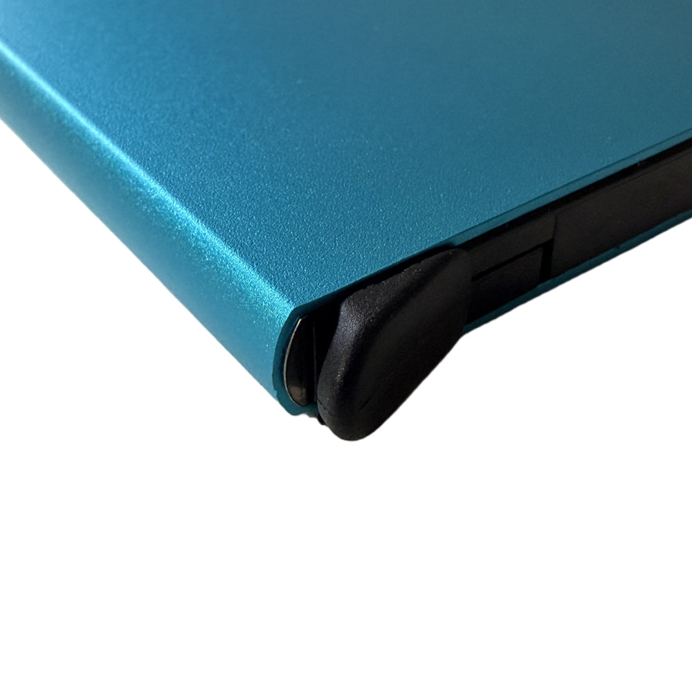 Pop-up pasjeshouder blauw met gravure
