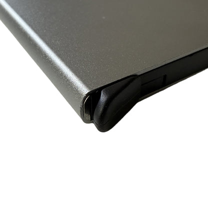 Pop-up pasjeshouder zilver met gravure